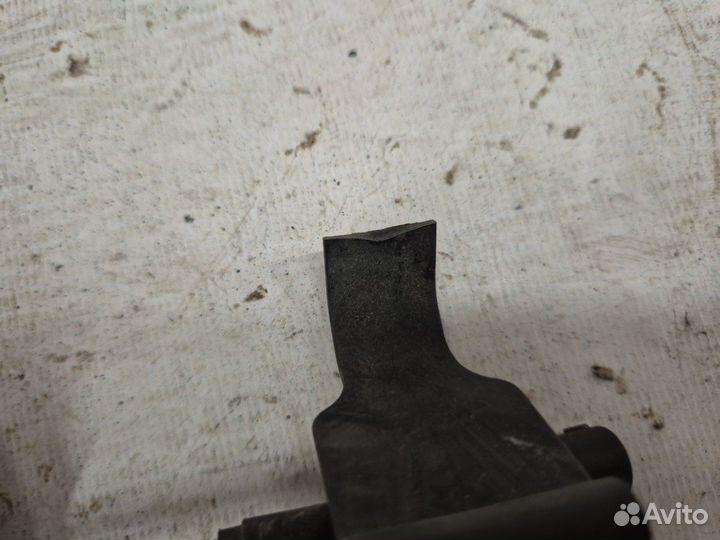 Датчик ABS передний левый Mercedes-Benz E-Class