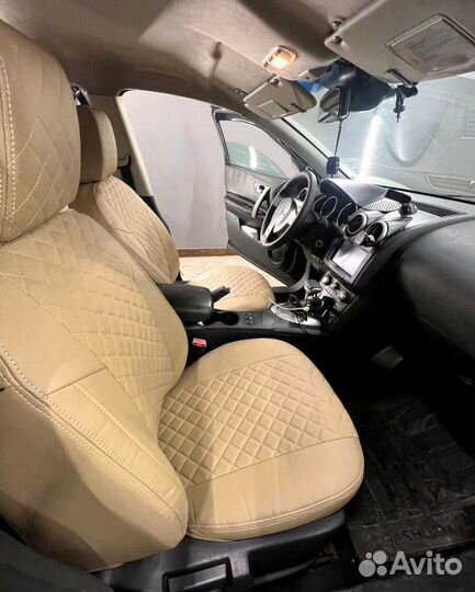 Автомобильные чехлы Nissan Qashqai l