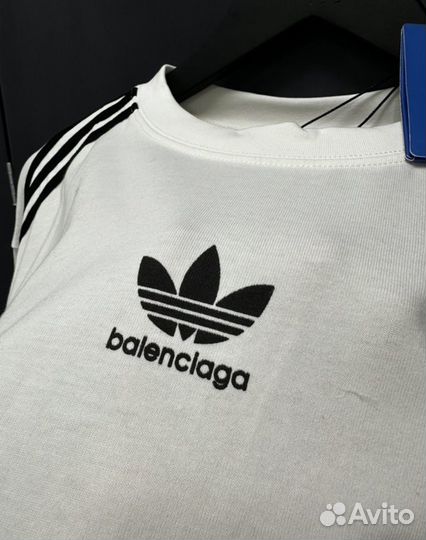 Balenciaga adidas футболка