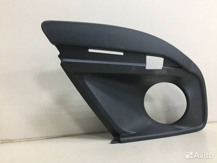 Рамка противотуманной фары левой LADA Granta 2011