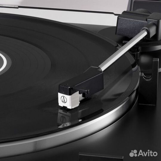 Виниловый проигрыватель Audio-Technica AT-LP60X-BK