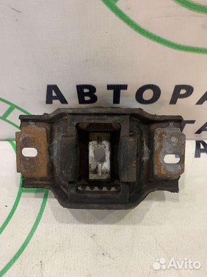 Подушка кпп левая Ford Fusion CBK 1.6L