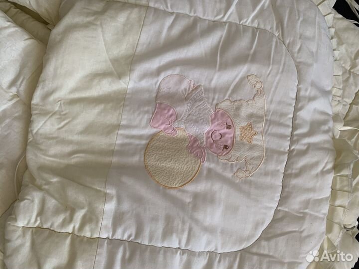 Бортики на детскую кроватку