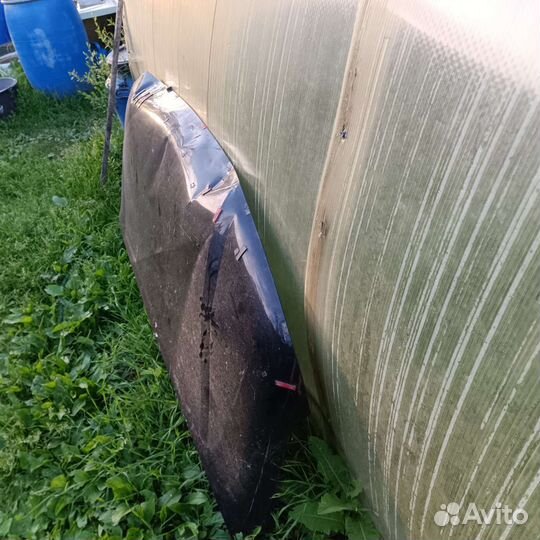 Volkswagen TransporterT5Капот под восстановление