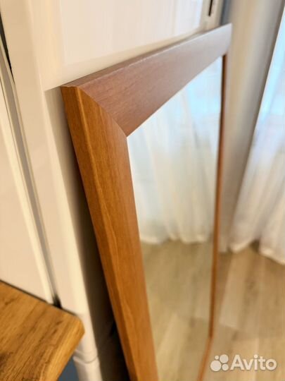 Зеркало настенное