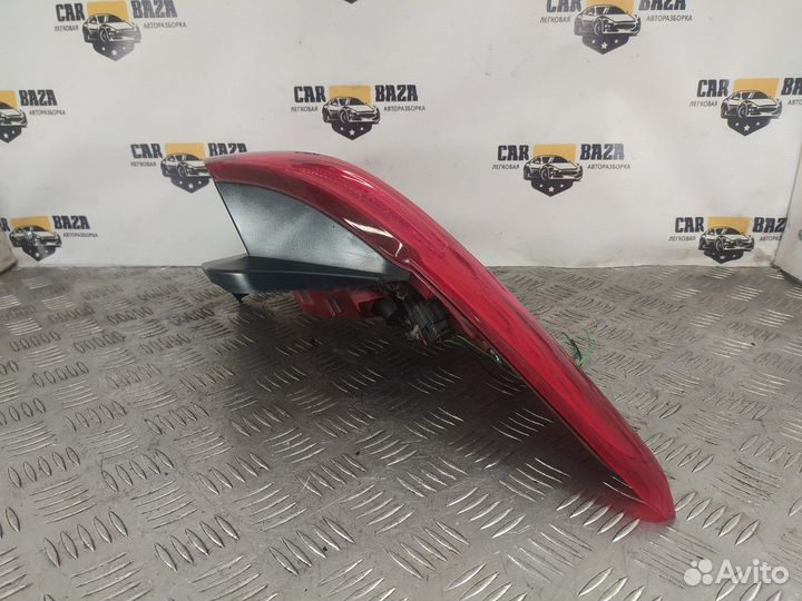 Фонарь задний внешний левый L Kia Sportage