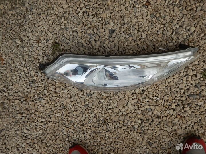 Повторитель поворота передний правый Nissan Juke