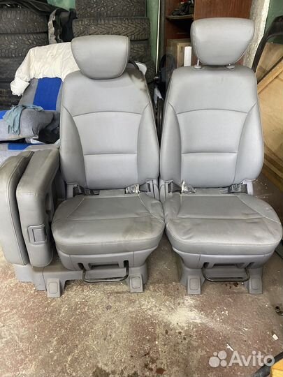 Сиденья Hyndai grand starex 3-й ряд