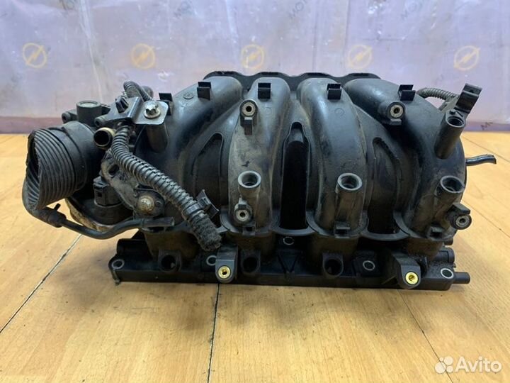Коллектор впускной Opel Astra H Z16XE1 2004-2009