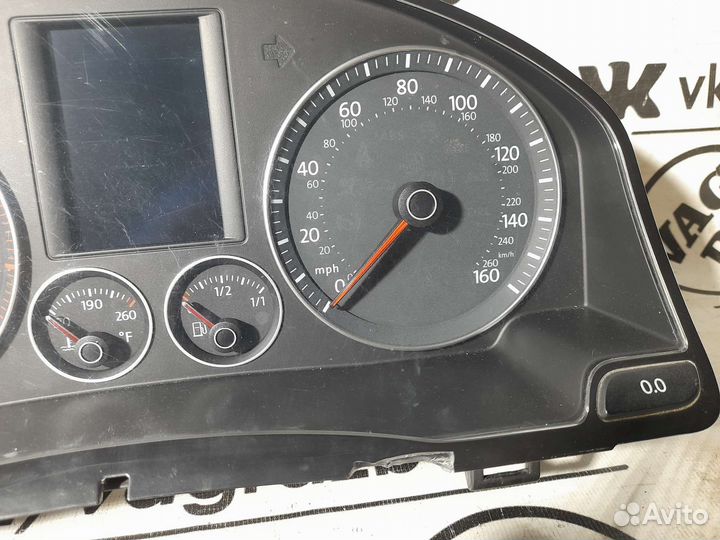 Панель приборов 2.5 BGQ VW Jetta 5