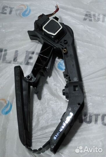 Педаль газа Mercedes Cls W219 M113.967 E5.0 2005