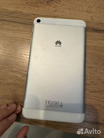 Планшет huawei mediapad t1
