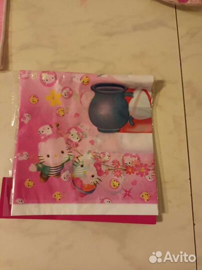 Набор одноразовой посуды для праздника