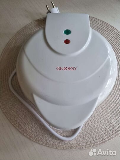 Вафельница Energy EN 221