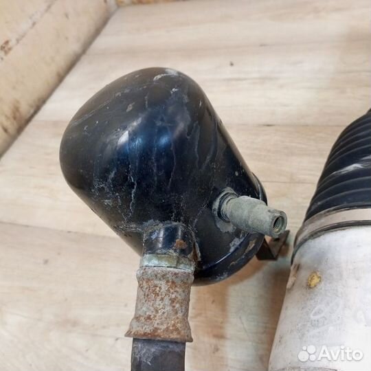 Пневмобалон задний правый Audi A8 2002-2010