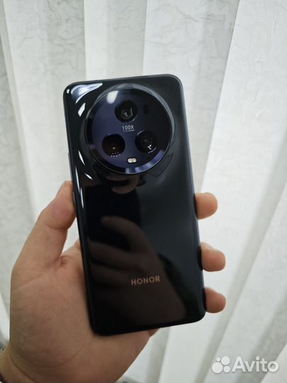HONOR Magic 5 Pro, 12/256 ГБ