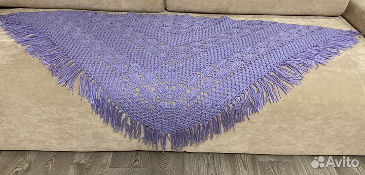 Шерстяная шаль платок