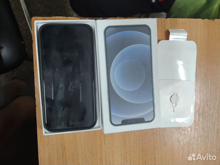 iPhone 12, 128 ГБ