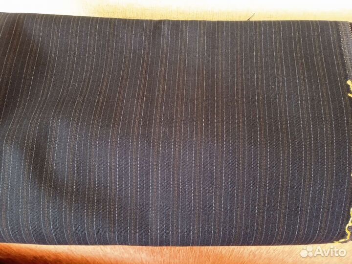 Отрезы ткани в ассортименте