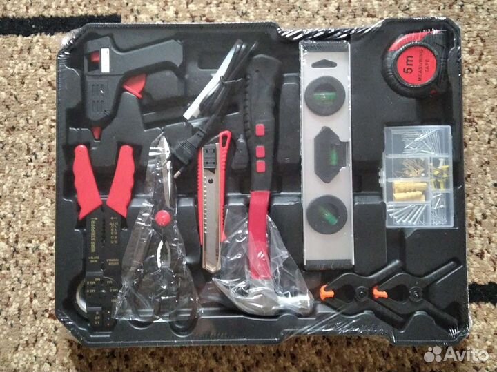 Набор ключей и головок новые