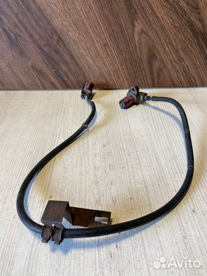 Датчик abs задний левый Mitsubishi Lancer Cedia