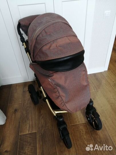 Прогулочная коляска mr sandman traveler gold