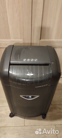 Уничтожитель бумаг (Шредер) alligator 707 cc plus