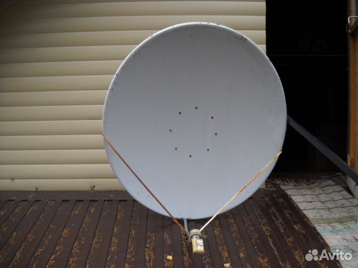 Спутниковые ресиверы и антенна