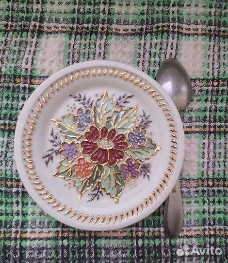 Украшение на стену