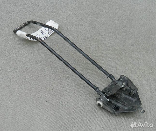 Ограничитель двери багажника левый Berlingo