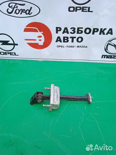 Ограничитель двери ford focus 2