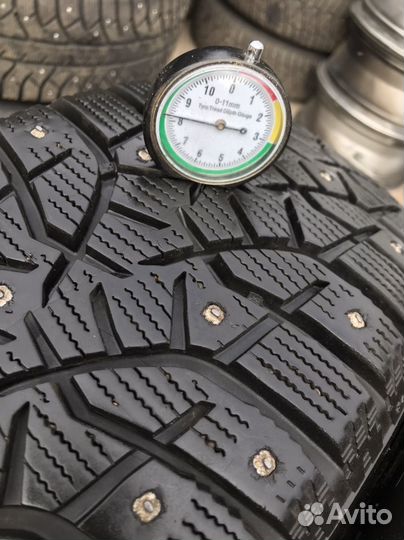 Bridgestone Blizzak Spike-02 205/55 R16