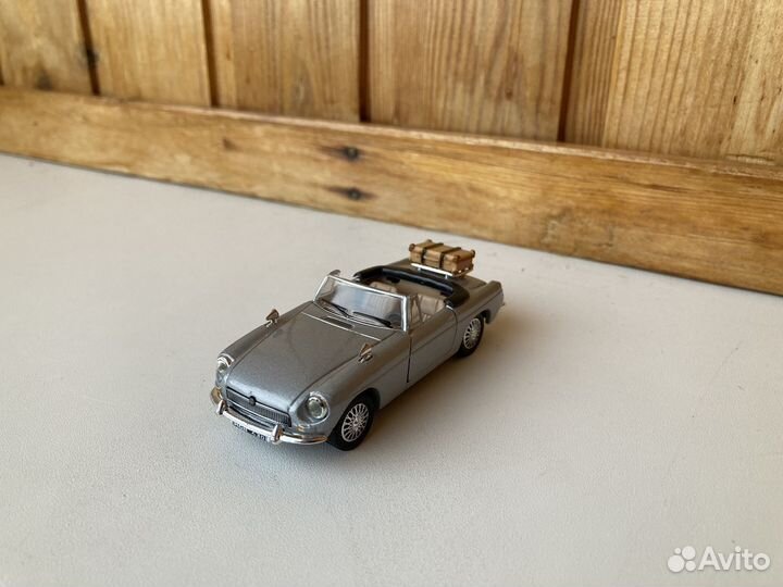 MGB Convertible Cararama 1 43