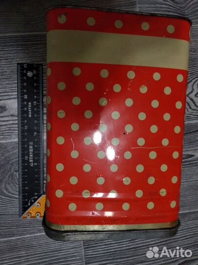 Набор жестяных банок СССР