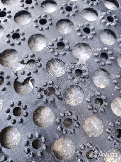 Коврики придверные новые с мал деффектами