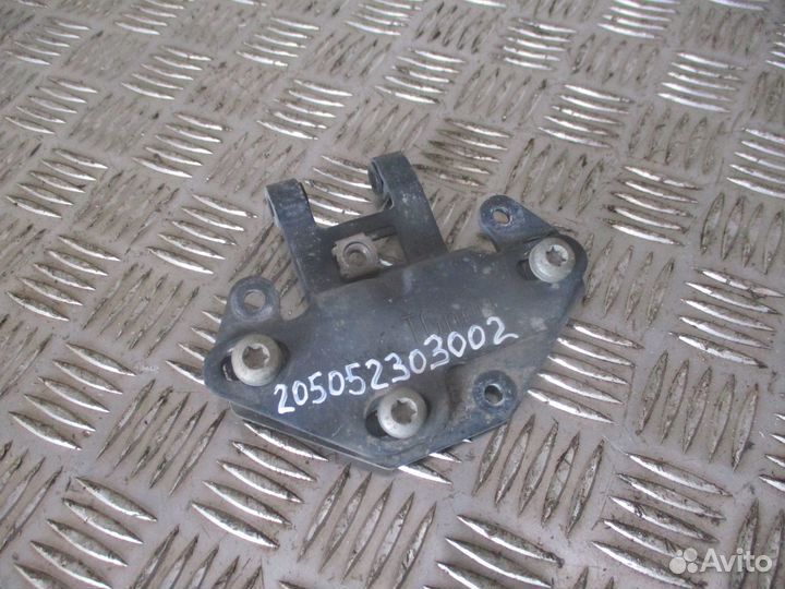 Петля капота MAN 81611450004