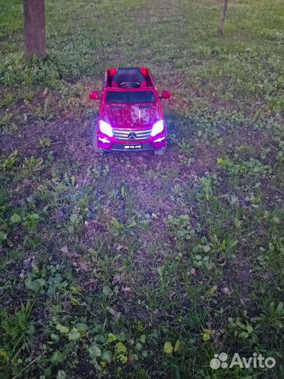 Детский электромобиль бу