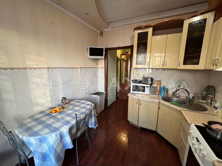 2-к. квартира, 55,4 м², 2/9 эт.