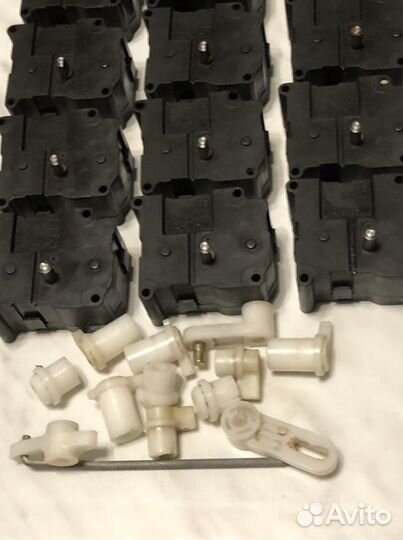 Электроприводы заслонок печки Audi A8 D2