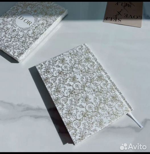 Блокнот dior