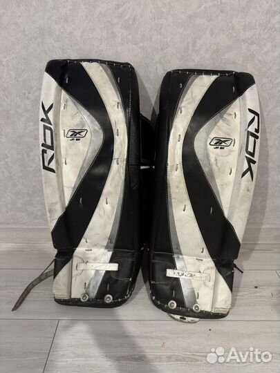 Вратарские щитки