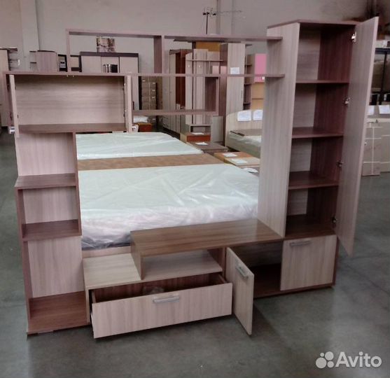 Стенка в гостиную