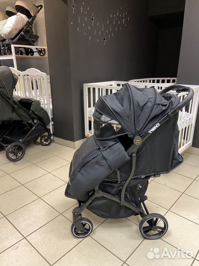 Коляска прогулочная чемоданчик danki prime trend