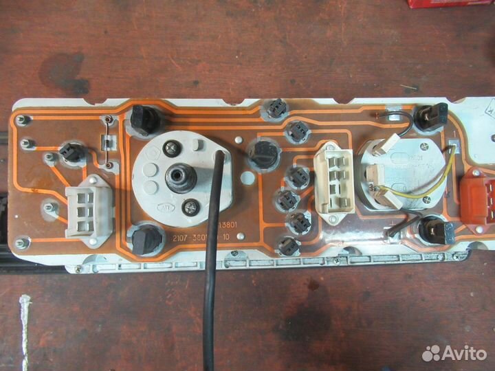 Щиток приборов ваз 2107