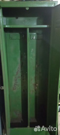 Шкаф металлический для раздевалки