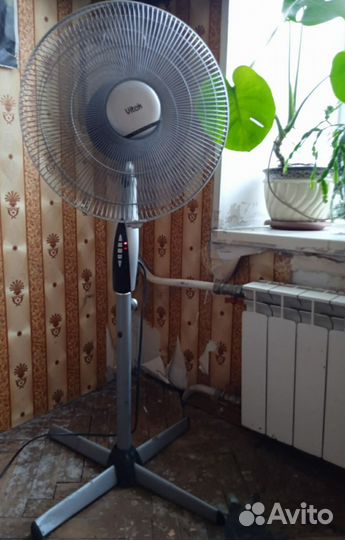 Вентилятор напольный б/у