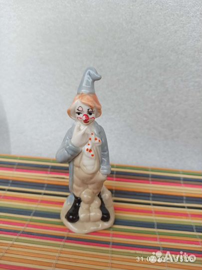 Статуэтка клоун