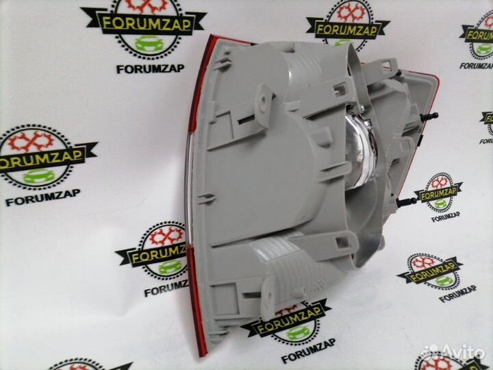 Фонарь задний левый Skoda Rapid 2012-2017