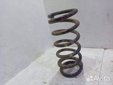 Пружина задняя Инфинити