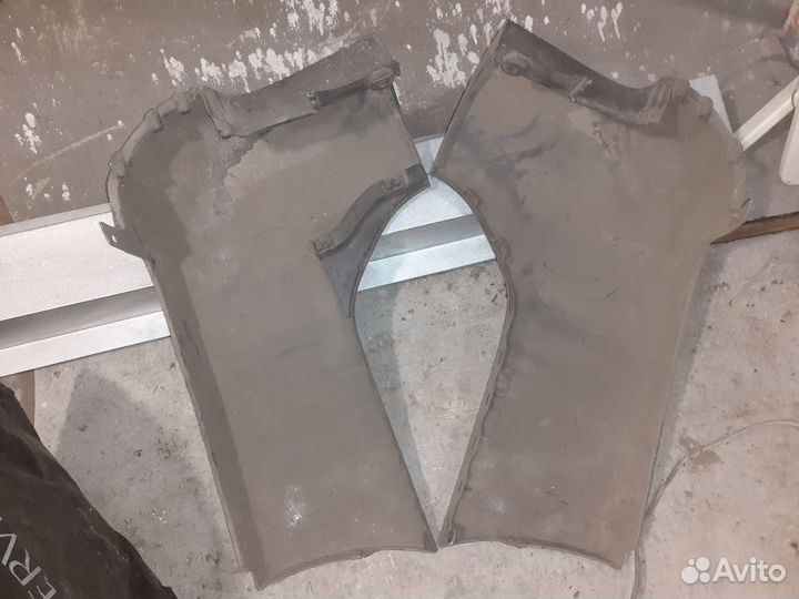 Накладки на задний бампер xonda stepwgn